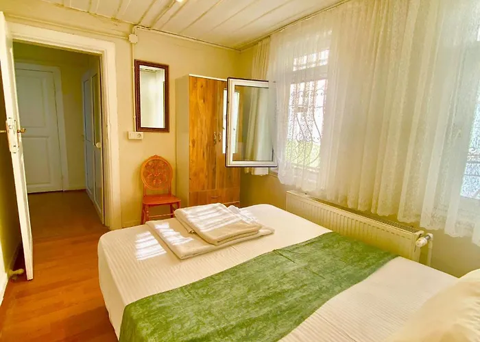 Hagia Sophia Liffe Apartmentd 3*