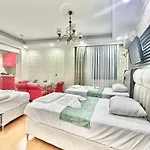 Hagia Sophia Liffe Apartmentd 3*