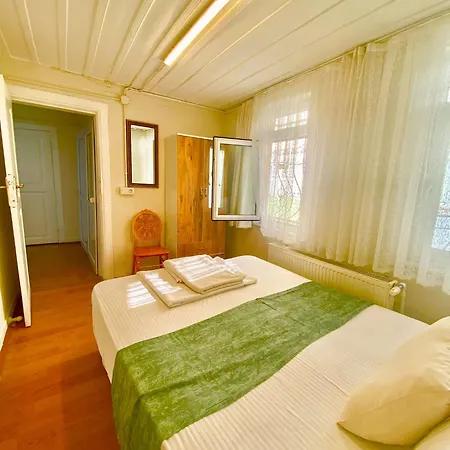 Hagia Sophia Liffe Apartmentd 3*