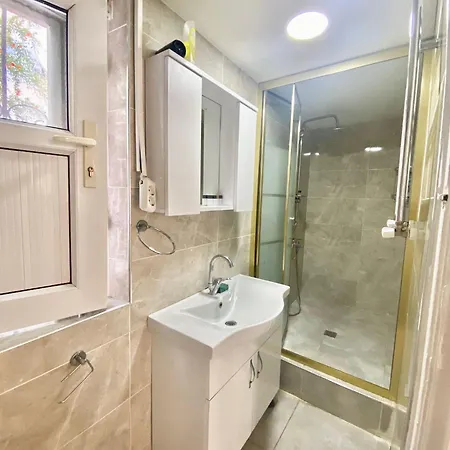 Hagia Sophia Liffe Apartmentd 3*